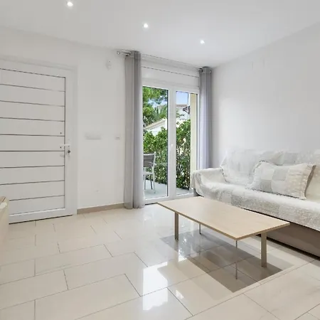 Fuer 4 Personen Ca 45 Qm In Empuriabrava, Costa Brava Golf De Roses Apartment Empuriabrava